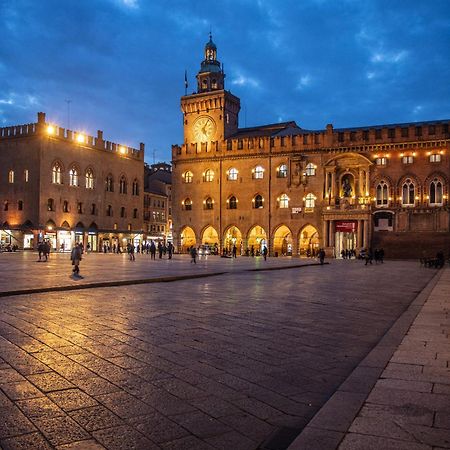 ボローニャUrbanicooh San Petronio - Torre Asinelli Viewアパートメント エクステリア 写真